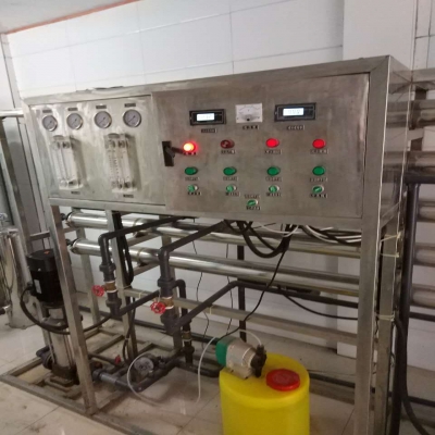 尹集小學(xué)反滲透凈水設(shè)備