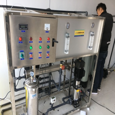 濉溪新一中反滲透凈水設(shè)備